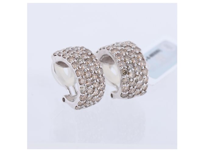 Autre Marque Orecchini in Diamante Non Firmato K18WG 12.5g 2.00/2.00 ct - vista 2