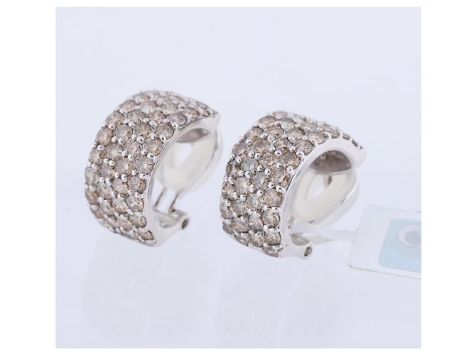 Autre Marque Orecchini in Diamante Non Firmato K18WG 12.5g 2.00/2.00 ct - vista 4