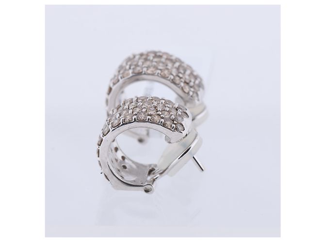 Autre Marque Orecchini in Diamante Non Firmato K18WG 12.5g 2.00/2.00 ct - vista 5