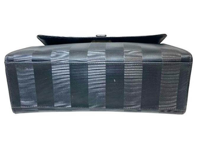 Fendi Pequin 2-way Handbag Black - view 3