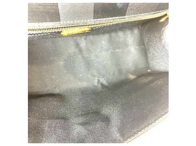 Fendi Pequin 2-way Handbag Black - view 6