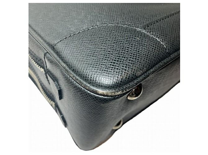 Borsa Louis Vuitton Taiga Alexander Grigio - vista 6