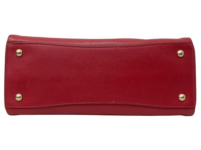 Borsa a tracolla in pelle bordeaux Prada Bordò - vista 3