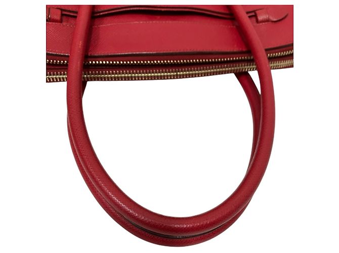 Borsa a tracolla in pelle bordeaux Prada Bordò - vista 7