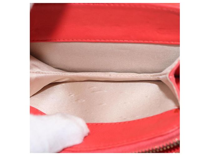 Chanel Reissue 2.55 Clutch in pelle vernice Rosso - vista 5