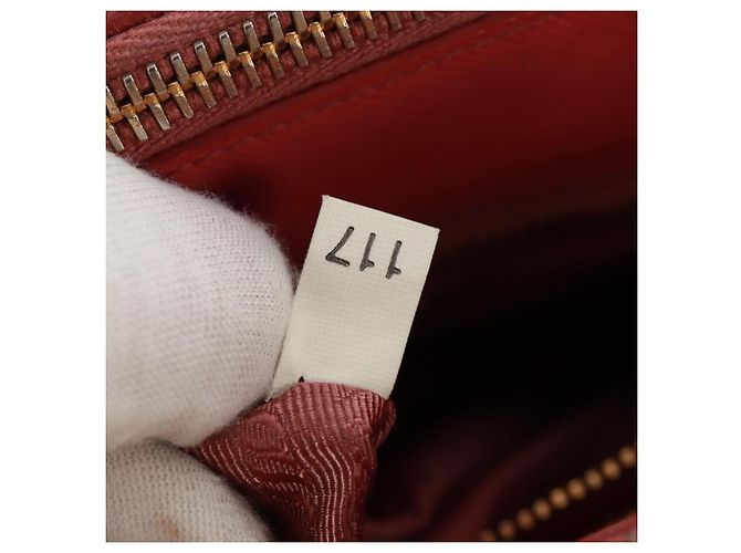 Prada Double Zip Lux Tote aus Saffiano-Leder Größe Medium Pink - Ansicht 7