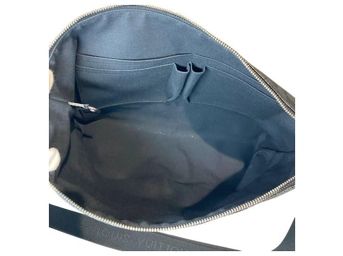 Borsa Louis Vuitton Damier Graphite Mick MM Nero - vista 7