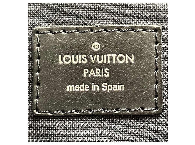 Borsa a Spalla Louis Vuitton District MM Nero - vista 4