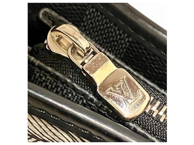 Borsa Louis Vuitton Damier Graphite Christopher Nemeth Tadao PM Marrone Nero Bianco - vista 8