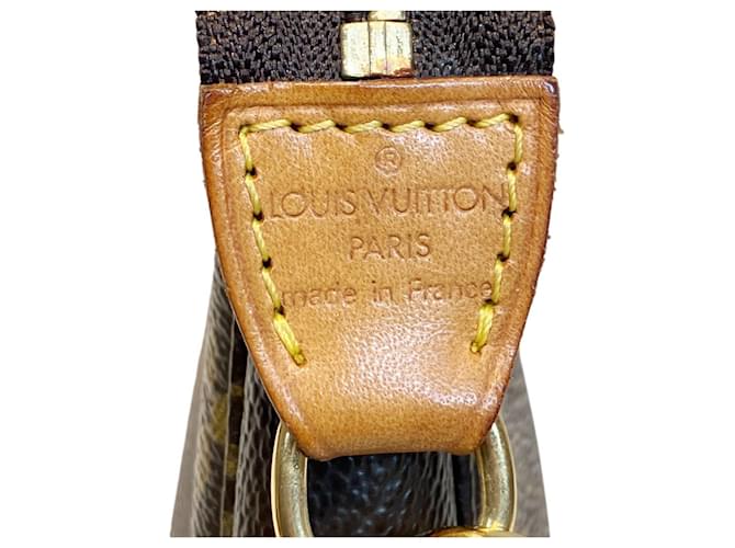 Louis Vuitton Pochette Accessoires Monogram Canvas Marrone - vista 4