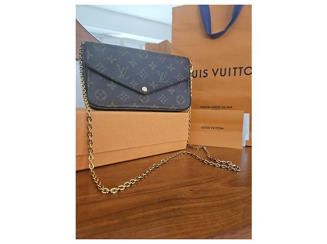 Louis Vuitton Monogram Pochette Felicie Marrone - vista 4