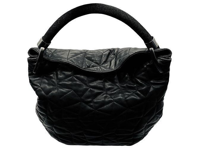 Bolsa de ombro hobo em couro acolchoado preto Akris - vista 3