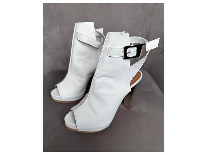 Hermès Sandali in pelle bianca con cinturino alla caviglia Bianco - vista 11