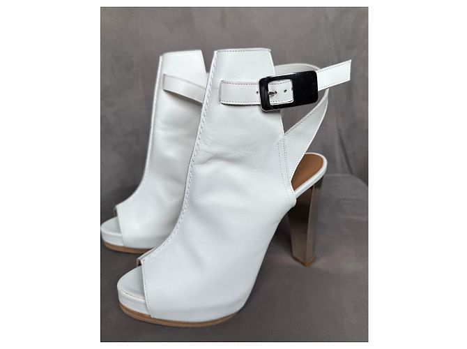 Hermès Sandali in pelle bianca con cinturino alla caviglia Bianco - vista 12