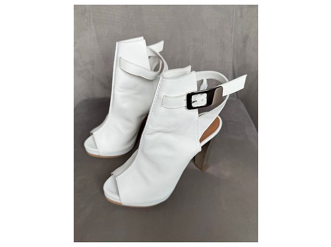 Hermès Sandali in pelle bianca con cinturino alla caviglia Bianco - vista 3