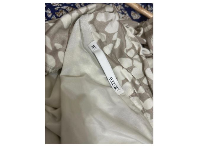 Allude Sommerkleid mit Print in Beige/Weiß - Ansicht 6