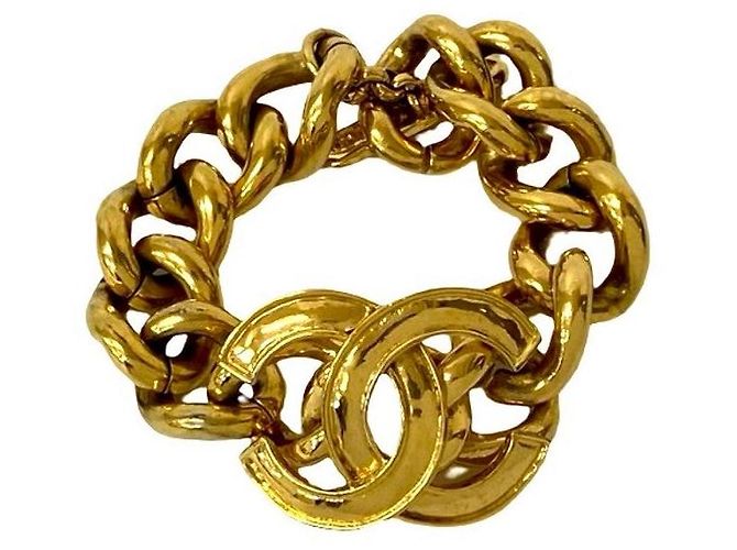 Pulsera Chanel Coco Mark Dorado - vista 5