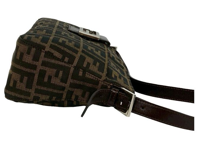 Zucca Fendi x Louis Vuitton Mamma Bucket Semi One Shoulder Bag Marrone Nero - vista 6