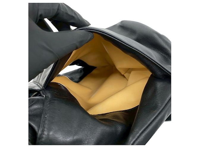 Céline CELINE Vintage Triomphe Logo Lederschultertasche Schwarz - Ansicht 10