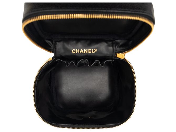 Vanity Beauty case Chanel Black CC Caviar Nero - vista 4