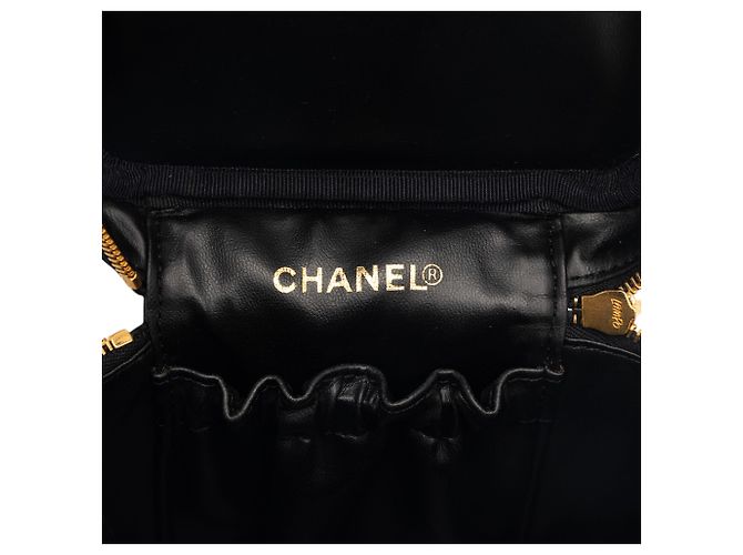 Vanity Beauty case Chanel Black CC Caviar Nero - vista 5