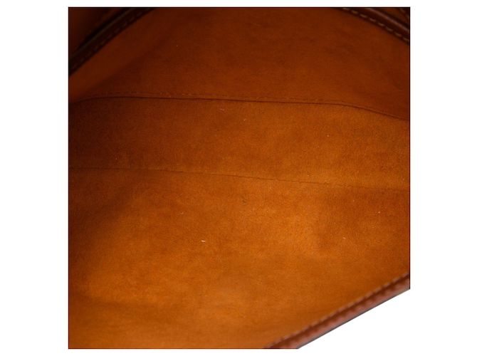 Louis Vuitton Marrone Monogram Musette Tango con Tracolla Corta - vista 4