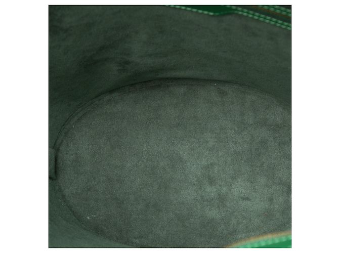 Louis Vuitton Bolso Saint Jacques GM en Epi verde con correa larga - vista 4