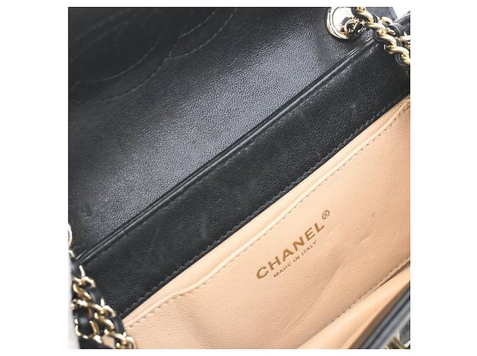 Chanel Black Small Chevron Sheepskin Subtle Flap Nero - vista 7