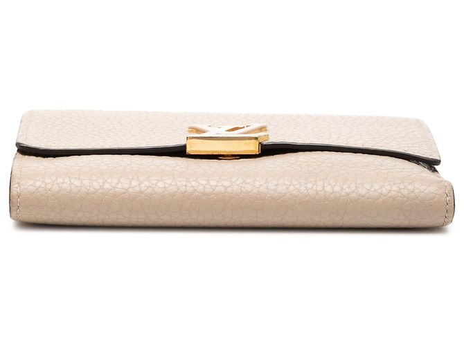 Cartera Compacta Louis Vuitton Capucines en Taurillon beige - vista 3