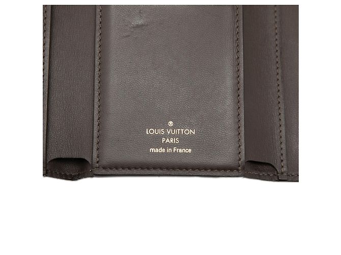 Cartera Compacta Louis Vuitton Capucines en Taurillon beige - vista 6
