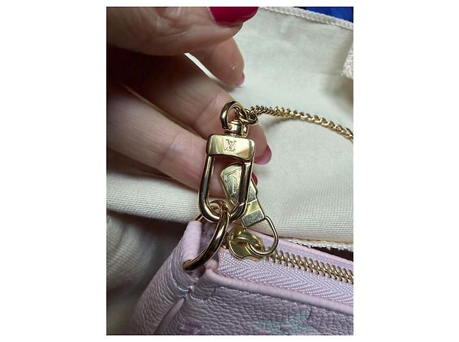 Louis Vuitton Pochette Monogram Empreinte Rose Rosa Bianco - vista 4