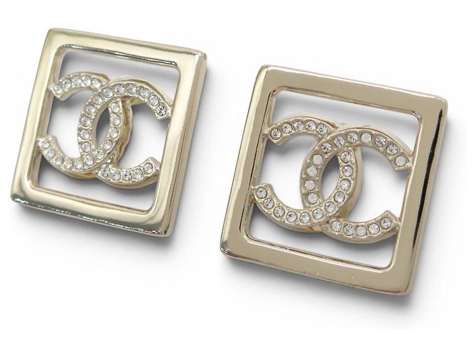 NUEVOS AROTES CHANEL LOGO CC CUADRADOS CON PEDRERÍA PENDIENTES Dorado - vista 2