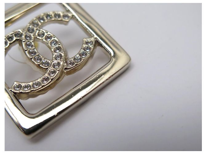 NUEVOS AROTES CHANEL LOGO CC CUADRADOS CON PEDRERÍA PENDIENTES Dorado - vista 8