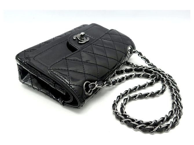Timeless BORSA CHANEL MINI CLASSIC DOUBLE FLAP IN PELLE NERA MATELASSÉ Nero - vista 4