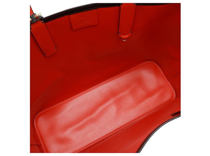 Borsa Tote Christian Louboutin CABATA in pelle vernice con borchie - vista 6