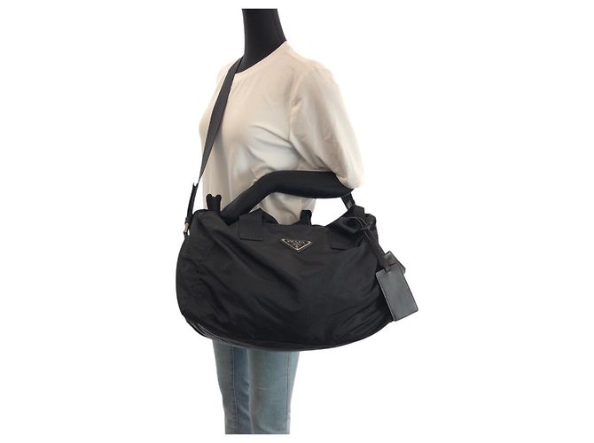 Borsa da viaggio in nylon Prada con logo Triangle Tessuto Nero - vista 7