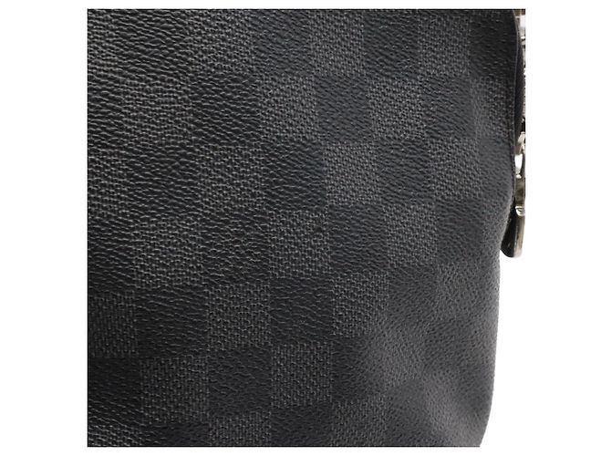 Borsa a tracolla Louis Vuitton Damier Graphite Avenue Nero - vista 4