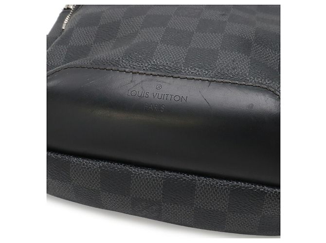 Borsa a tracolla Louis Vuitton Damier Graphite Avenue Nero - vista 5