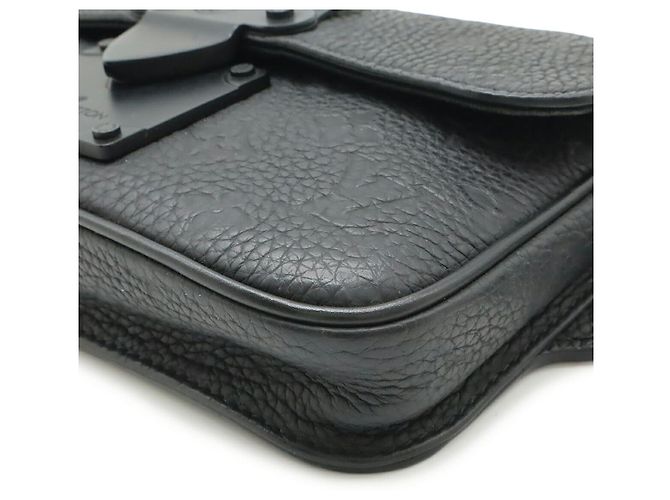 Borsa a tracolla Louis Vuitton Monogram Taurillon S Lock Nero - vista 3