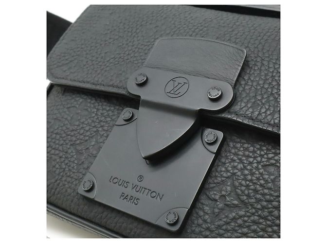 Borsa a tracolla Louis Vuitton Monogram Taurillon S Lock Nero - vista 9