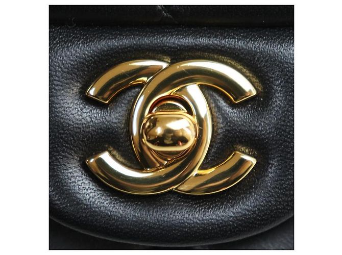 Borsa a tracolla Chanel Mini Classic in agnello Nero - vista 7
