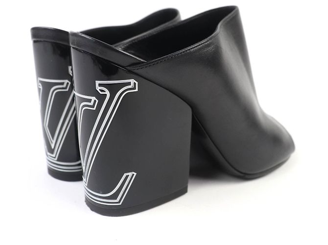 Sandali in pelle Louis Vuitton Nero - vista 2