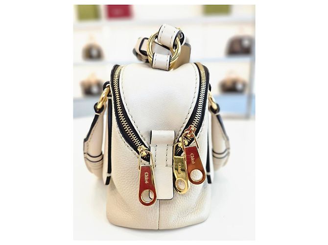 Chloé Daria Small Tote und Schultertasche Weiß - Ansicht 22