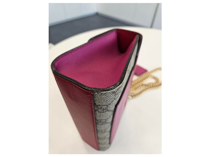 Gucci Piccola borsa a tracolla e crossbody Paddy Lock in GG Supreme con catena Marrone - vista 17