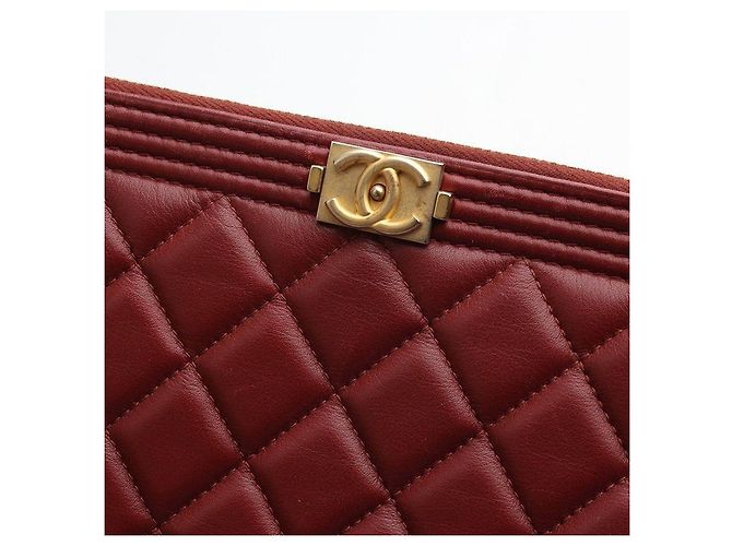 Chanel Clutch trapuntata Burgundy Boy Serie Medium Rosso - vista 6