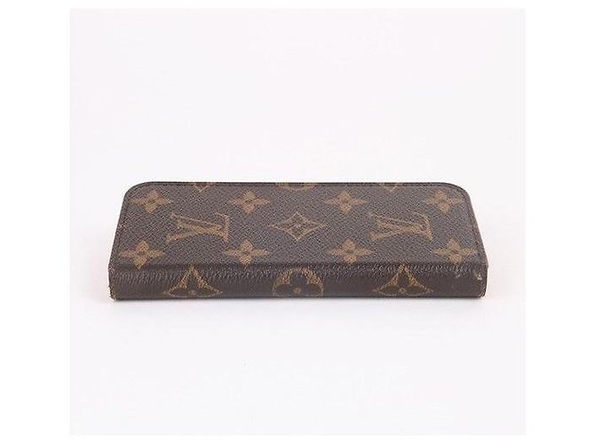Louis Vuitton Capa de iPhone Monogram Marrom - vista 5