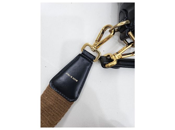 Fendi Baguette Leder Tote und Crossbody Bag in Schwarz, Größe Medium - Ansicht 22