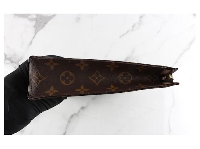 Louis Vuitton Beauty case Marrone - vista 7