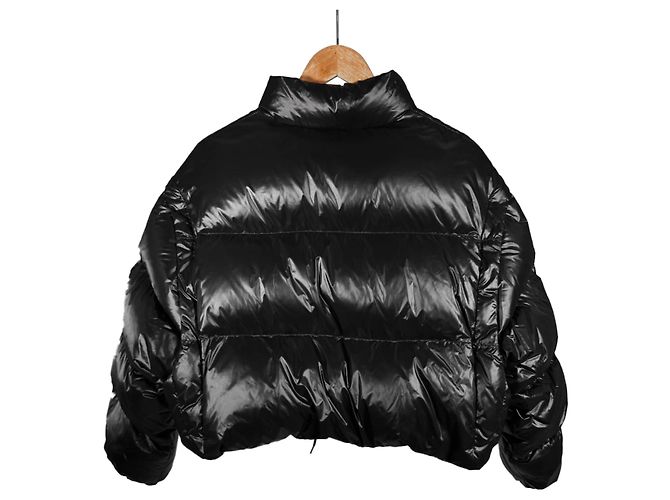 Prada Wandelbare kurze Steppjacke Schwarz - Ansicht 4