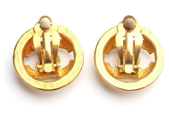 Chanel Vintage Goldplattierte runde CC Logo Clip Ohrringe Gelb - Ansicht 3